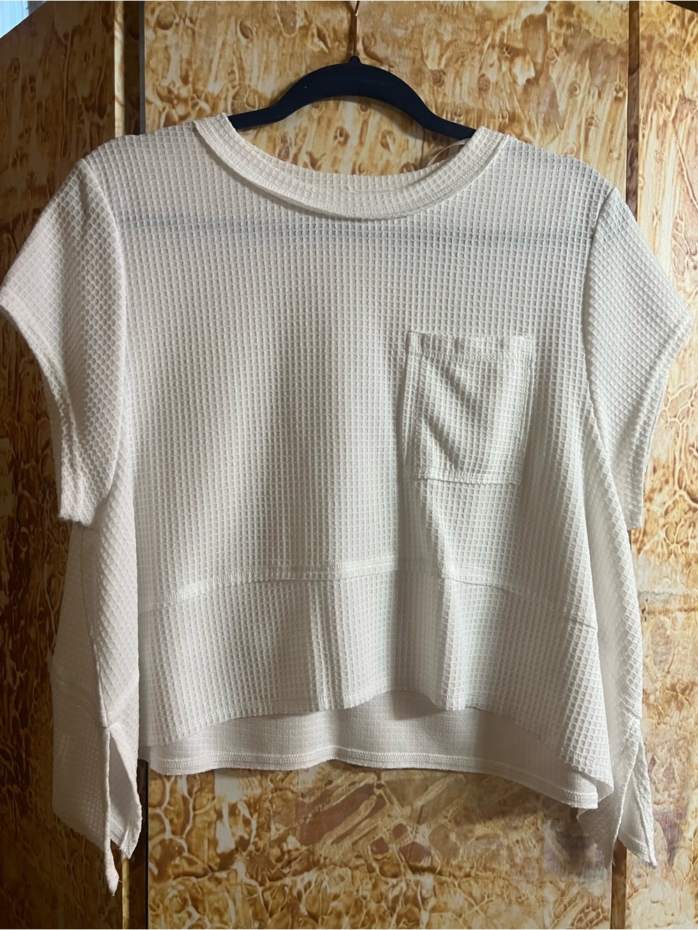 New In Women's Cream Waffle-Knit Short Sleeve Pocket Top